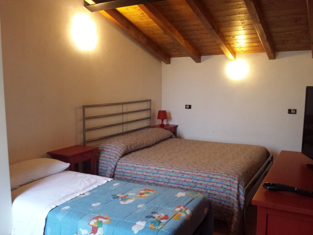 Via Toscana House Parma Værelse billede